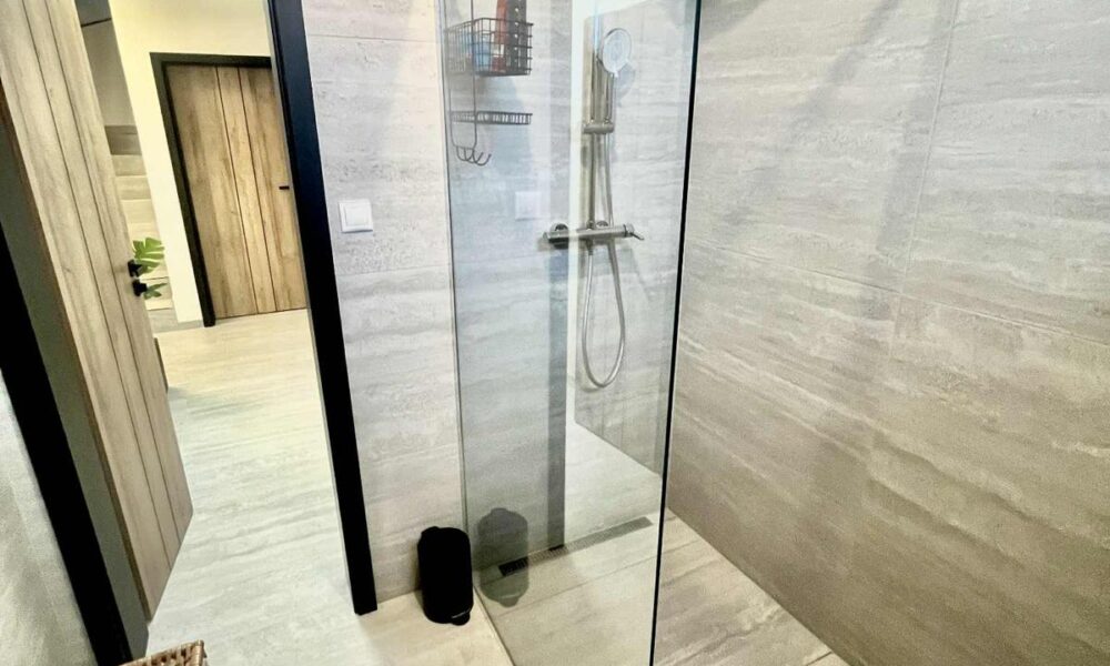 3e3756c4-ca74-4acc-a5bc-db0996114df5